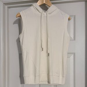 Evereve Cream Sleeveless Hoodie